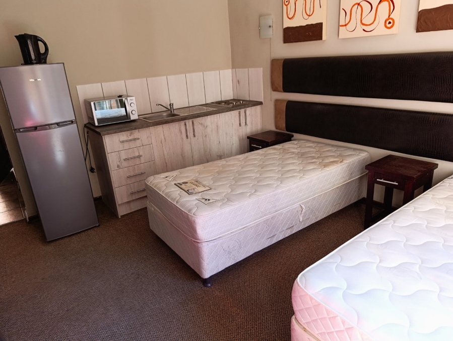 1 Bedroom Property for Sale in Vredenhof Sh Free State